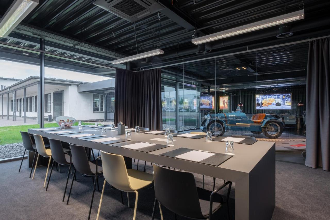 V8 Hotel Koeln At Motorworld Eksteriør bilde
