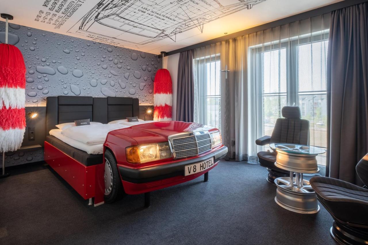 V8 Hotel Koeln At Motorworld Eksteriør bilde
