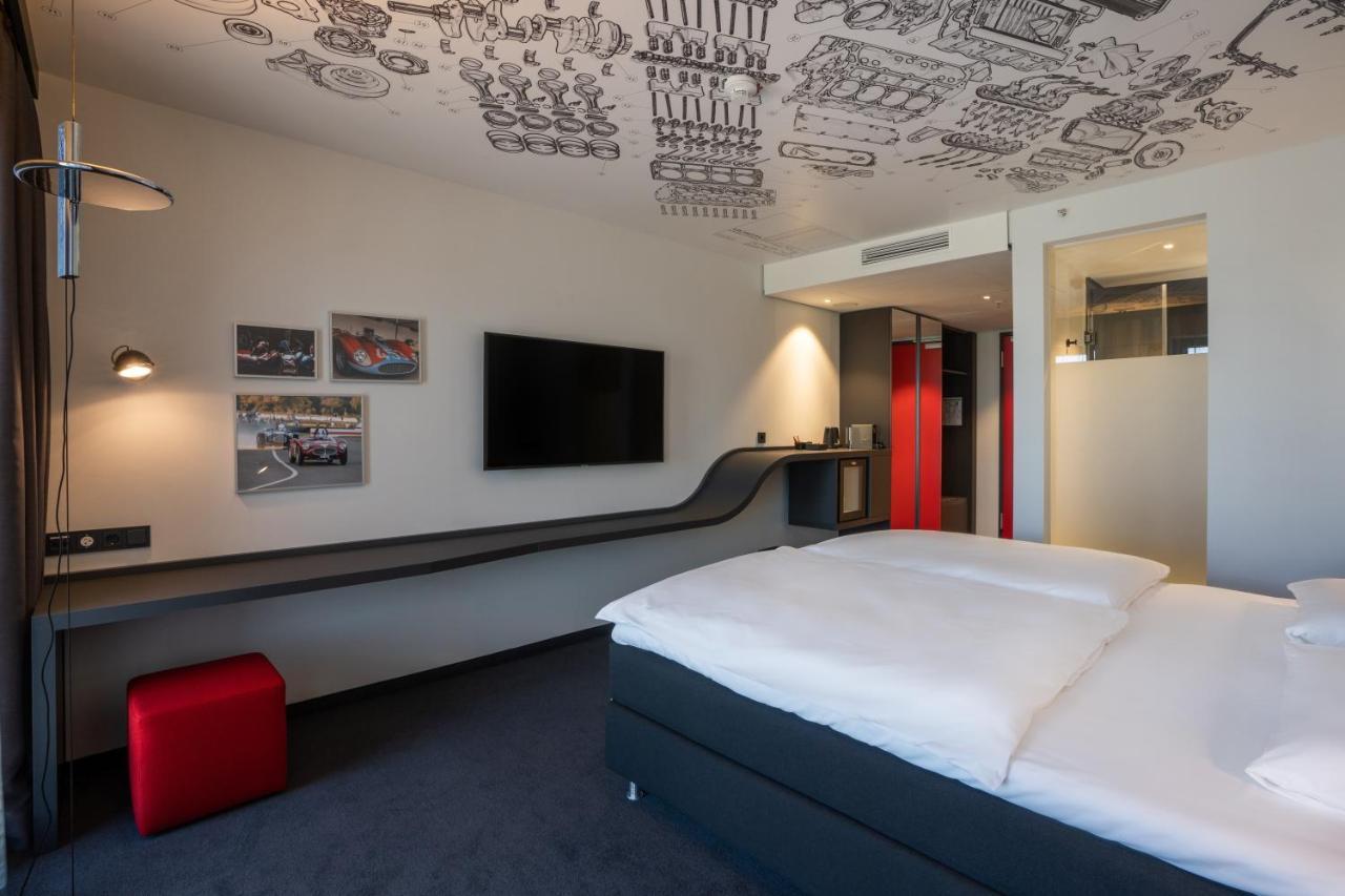 V8 Hotel Koeln At Motorworld Eksteriør bilde