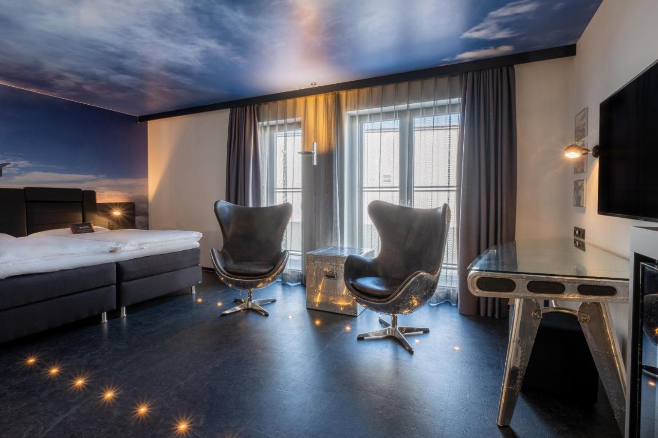 V8 Hotel Koeln At Motorworld Eksteriør bilde