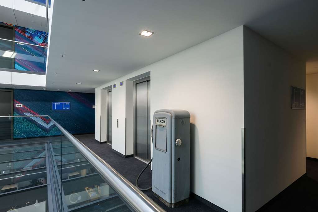 V8 Hotel Koeln At Motorworld Interiør bilde